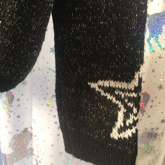 Winter group embroidered sweater size junior M/m - Picture 5 of 6